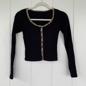 Brandy Melville Cropped Sweater